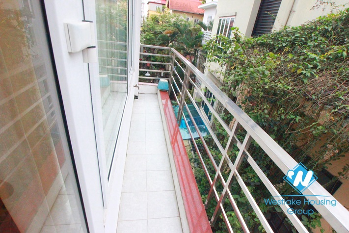 Nice apartment for rent in Nghi Tam Village, Tay Ho , Ha Noi